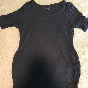 A glow maternity size xl